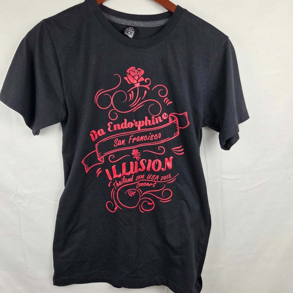 Indy Da Endorphine Illusion Concert Size M Black Graphic T-Shirt